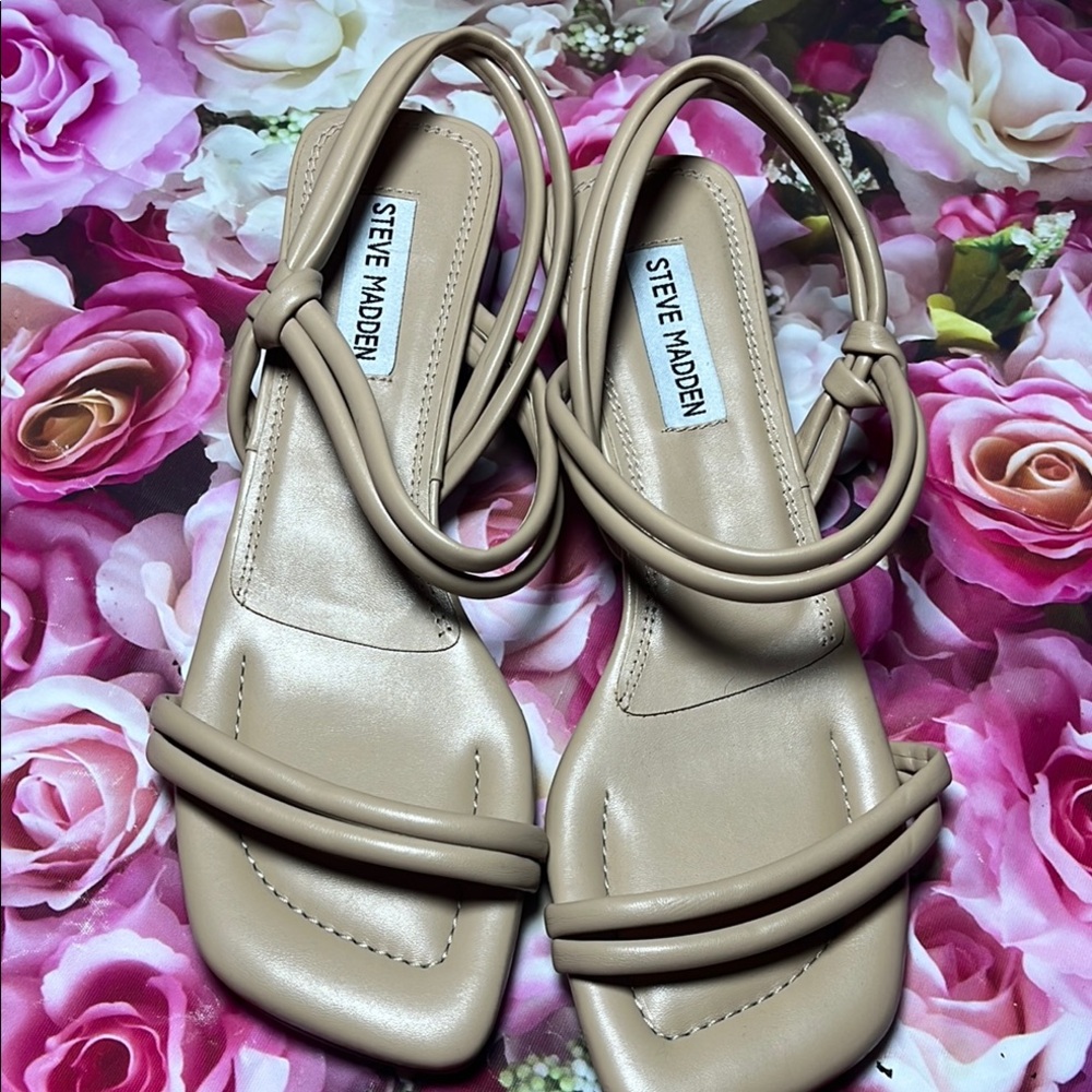 Steve Madden Tan Strappy Sandals for Formal Occasions